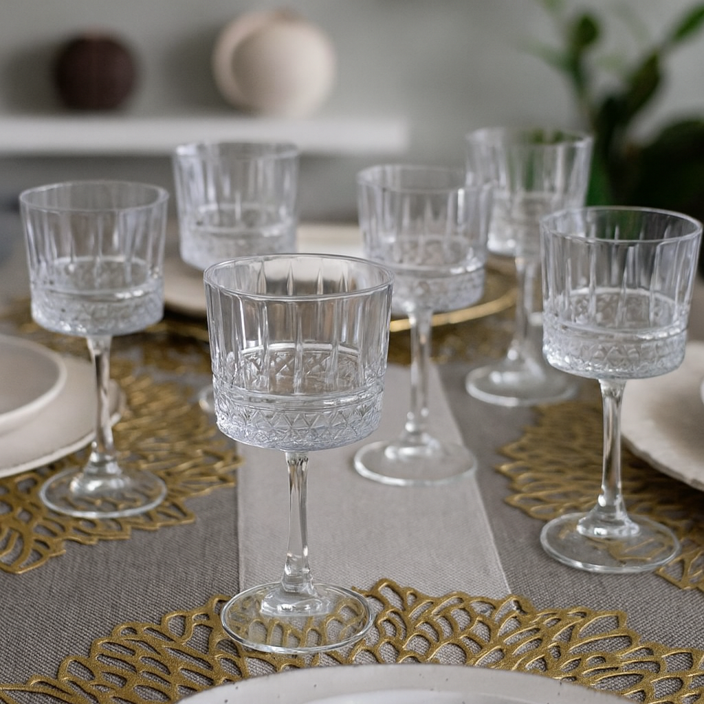 4-piece Set Glass Goblets Drinking Cups Dessert Clear Thick Glass Juice Cups Crystal Colour Glass Set of FOUR