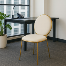 Modern Velvet Dining Chair with Gold Metal Legs, Oval Back Accent Chair for Dining Room, Bedroom, or Vanity – Off-White Upholstery, Elegant Home Decor Seating