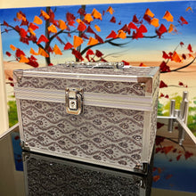 Portable Jewelry Box with Lock Fashion Beauty Suitcase with Lock Aluminum Silver with Shiny Glitter Storage Box Cases