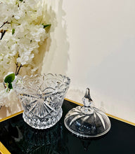 Glass Bowl Storage Crystal Jar with Lid for Home Decor, Cookie, Chocolate, Candy Glass Jar for Consoles, End Tables, Dining Decor in Crystal Transparent Colour