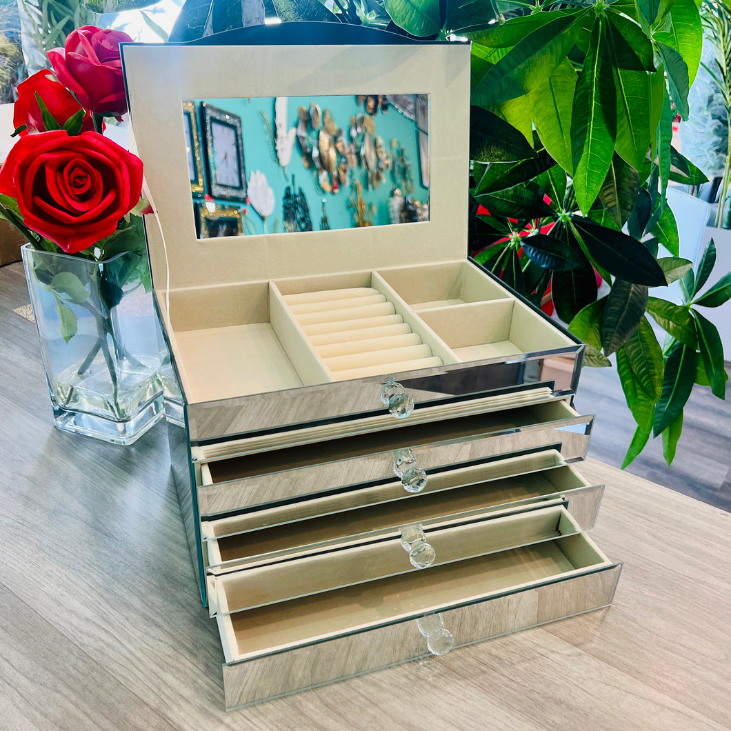 jewelry box