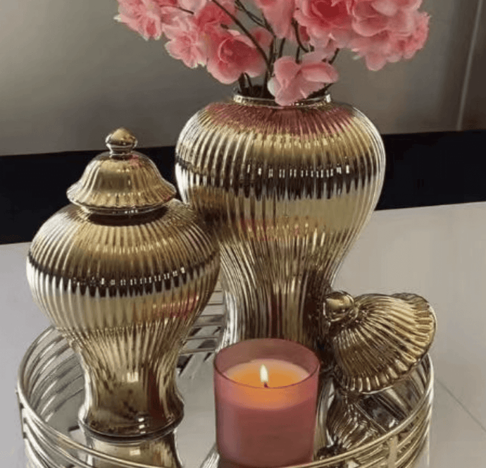 Ginger Jar MEDIUM with Lid in Gold Ceramic for Living Room or Kitchen Decoration (ONE PIECE INCLUDED)