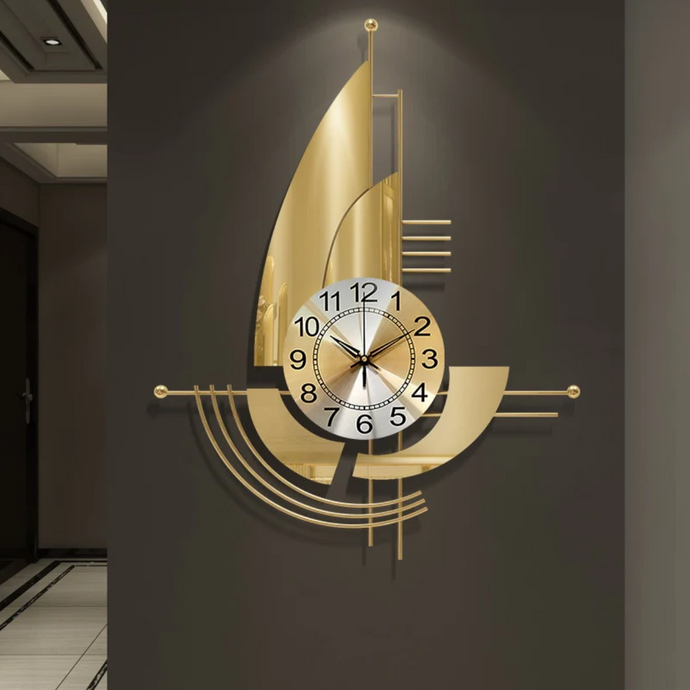 Wall Clock Décor Metal & Modern Ship-like Clock Design with Gold Tinted Mirrors