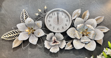 Wall Clock, Art Clock, Silver Wall Decoration, Creative Handmade Mute Non-Ticking Clock Stainless Steel Wall Clock with Leaf Design for Living Room, Bedroom, Office, Corridor