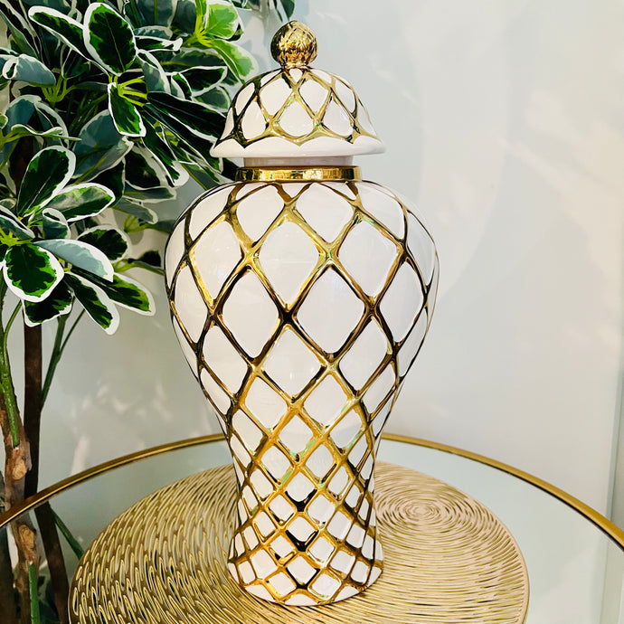 Ginger Jar Large with Lid in Gold and White Ceramic for Living Room or Kitchen Decoration