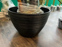 Plant Pot in Black for Plants and Trees