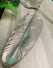 leaf banana